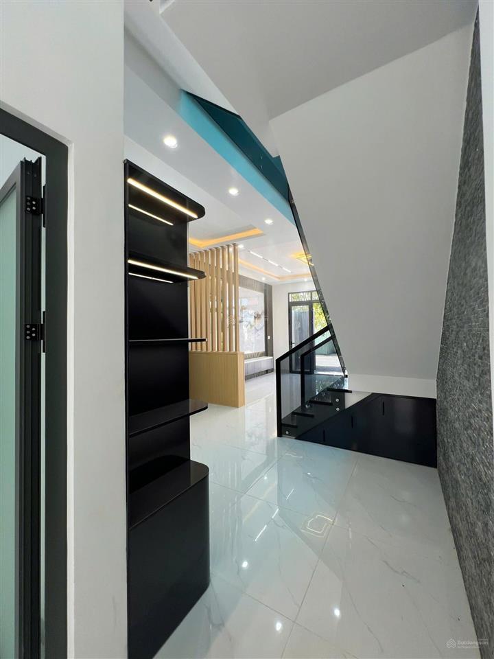 Bán nhà riêng tại đoàn nguyễn tuấn, 3,2 tỷ, 86,7m2, giá ưu đãi hot!