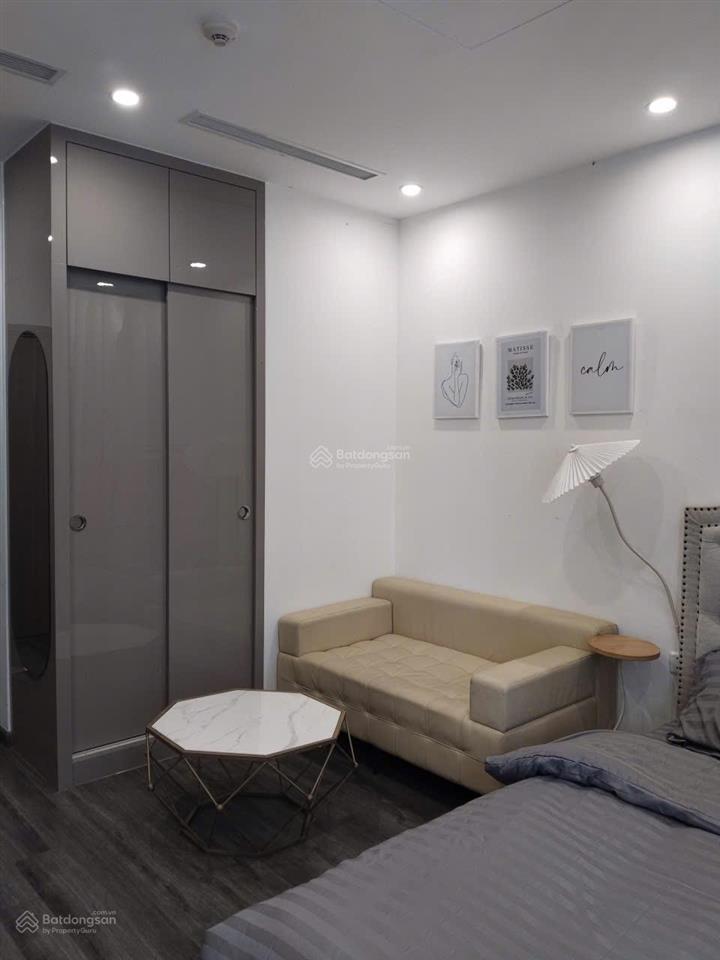 Siêu rẻ chỉ 2.2 tỷ sở hữu căn studio 28m2 full nội thất tại tòa tonkin 2 tại vinhomes smart city