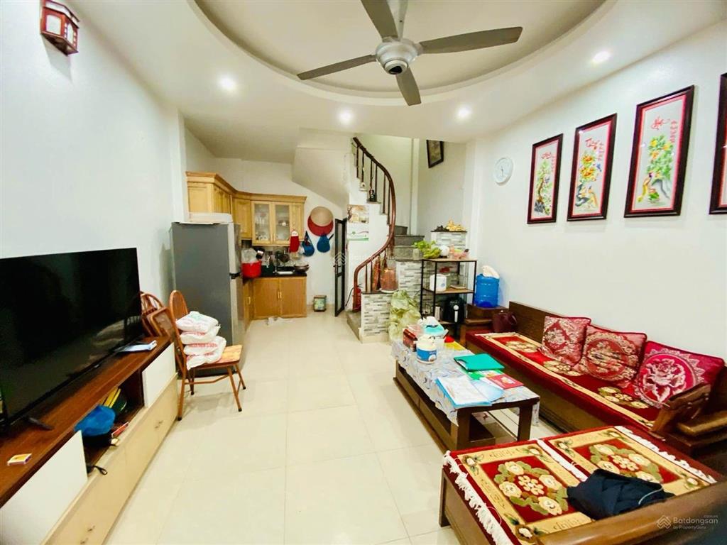 Dương nội 35m, 5 tầng ,nhỉnh 5 tỷ ,sát lê trọng tấn ,aeon hà đông
