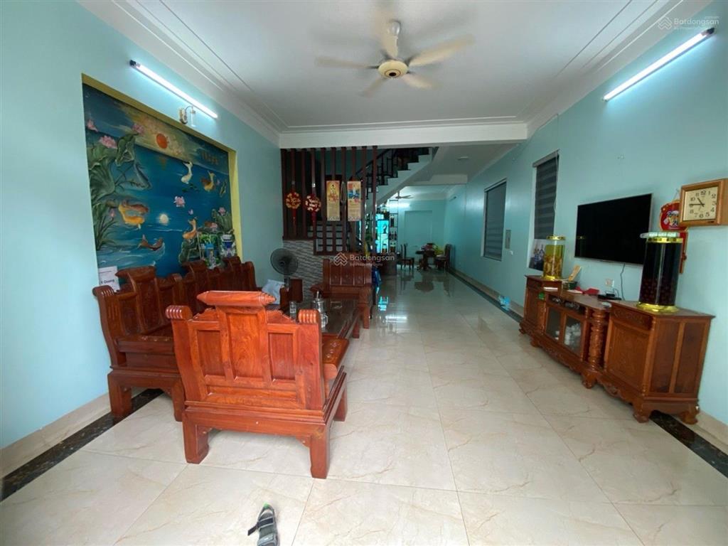 Xuân phương 95m  3 tầng  kinh doanh  đường trước nhà 7 đến 9m  gần đh công nghiệp hà nội