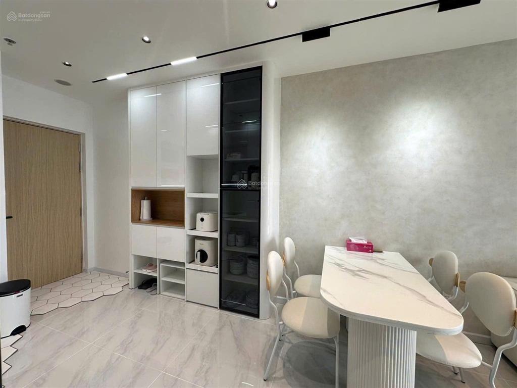 Chỉ cần trả 200 triệu là sở hữu căn hỗ 2pn 2wc, dt 70m2, mtđ trần văn giàu,di chuyển vào q1 chỉ 25p