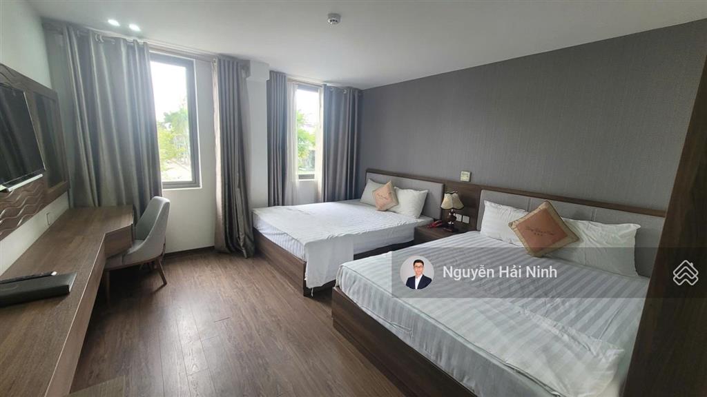 Bán khách sạn 3 sao 50 phòng trung tâm bãi cháy, quảng ninh sẵn khách du lịch