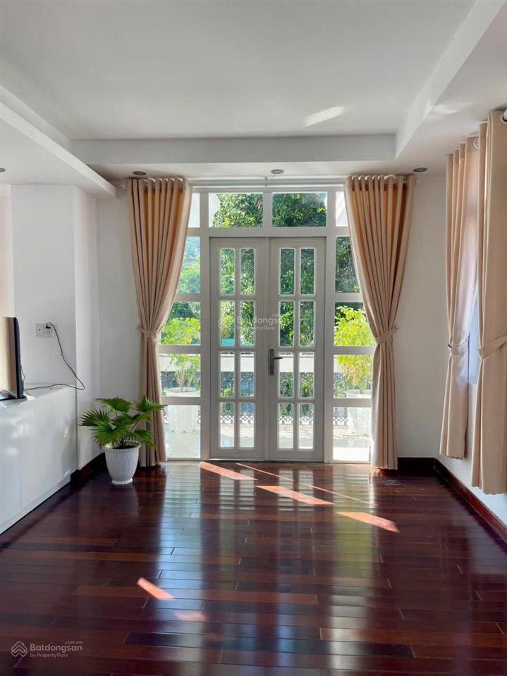 Cho thuê biệt thự góc an viên không gian sống đẳng cấp gần biển