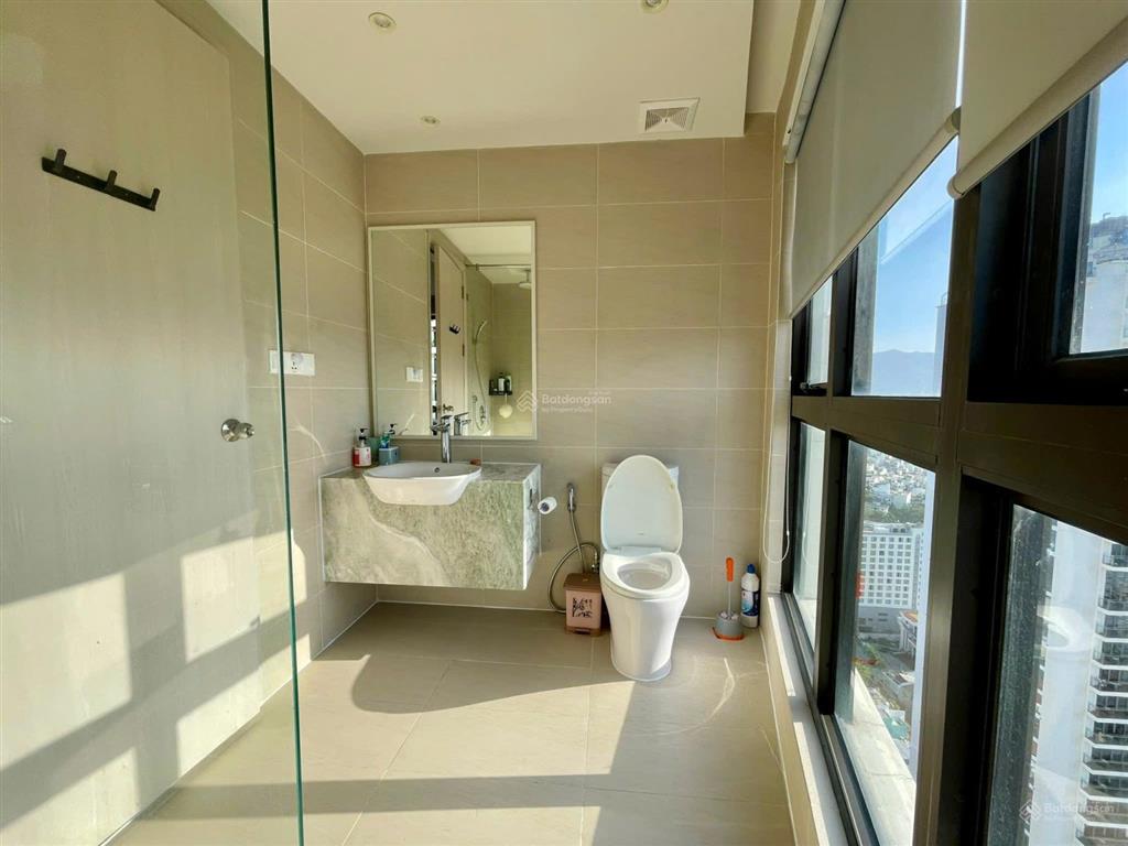 Căn góc 2 phòng ngủ căn hộ gold coast nha trang view biển có sổ hồng sở hữu lâu dài giá 8.6 tỷ