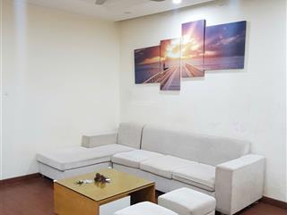 Bán căn hộ chung cư chính chủ nhà đẹp, nội thất làm chắc chắn