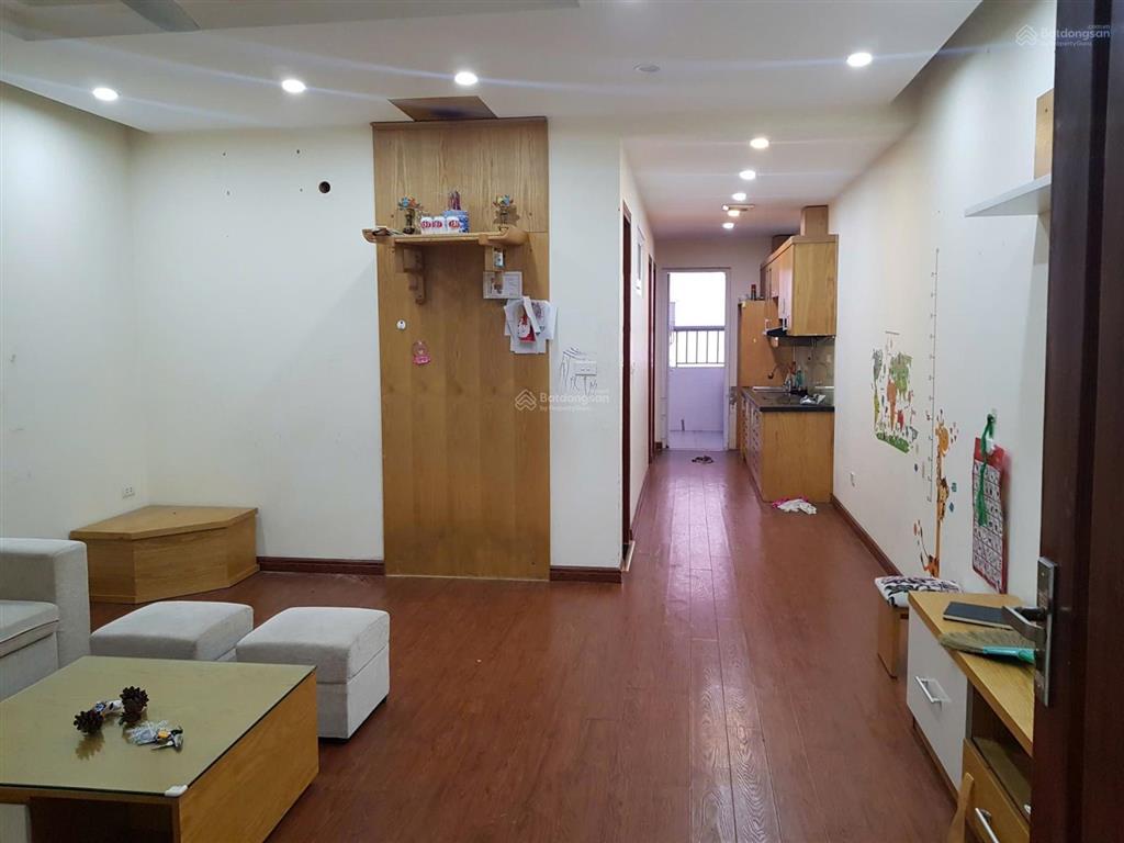 Bán căn hộ chung cư chính chủ nhà đẹp, nội thất làm chắc chắn
