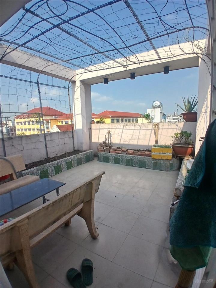 Tân phú  hẻm 6m  hà thị đát  ô tô ngủ trong nhà  5 tầng  4.4x20  9.1 tỷ.