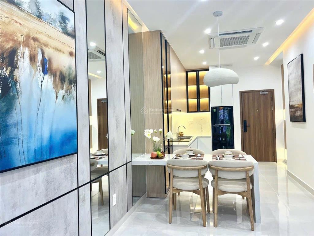 Bán căn gốc 2pn 2wc giá 2,137 tỷ, dt 51,66m2 .căn hộ cc destino centro