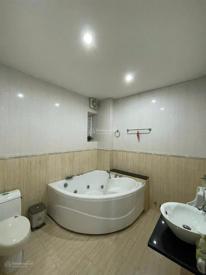 Bán nhà mặt tiền đường khu cao lỗ  p4, quận 8  nhà đẹp ở ngay