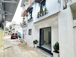 Tôi chính chủ 1tỷ830tr có sổ hồng riêng, đường số 18, xã bình hưng, tphcm về trung tâm q1 15p đi xe