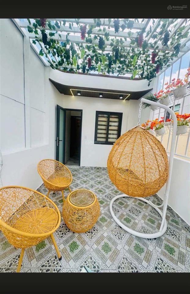 Nhà cậu tôi gửi bán,2tỷ840tr có sổ hồng riêng,ở đ.số 1a,x.bình hưng,tphcm. cách bến xe q8 5p đi xe.