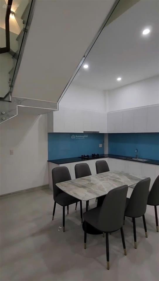 Cần bán gấp nhà mới đẹpchỉ 1 tỷ 120tr gần đường nguyễn văn longxã qui đức,bình chánh