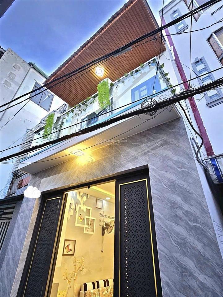 Bác hai đi định cư nước ngoài nên cần sang lại nhà sổ riêng,1 trệt,1 lầu,giá 2ty120 có thươn lượng