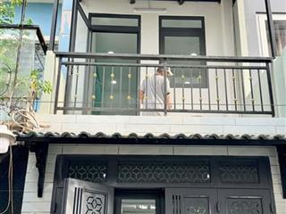 Nhà mới xây lại chính chủ cần bán,1tỷ680tr có sổ hồng riêng, ở đ.tân liêm,xã phong phú,h.bình chánh