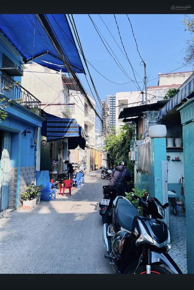 Dượng tư gửi bán nhà,1tỷ130tr có sổ hồng riêng,ở hẽm 1/,đ.trần đại nghĩa,x.tân kiên,h.bình chánh.