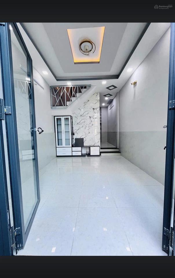 Dượng tư gửi bán nhà,1tỷ130tr có sổ hồng riêng,ở hẽm 1/,đ.trần đại nghĩa,x.tân kiên,h.bình chánh.