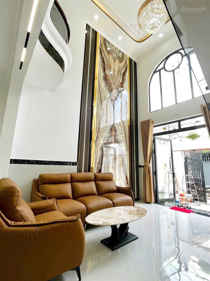 Gia đình gửi bán gấp căn nhà giá 1tỷ350tr sổ hồng riêng, còn thương lượng, ưu tiên khách thiện chí.