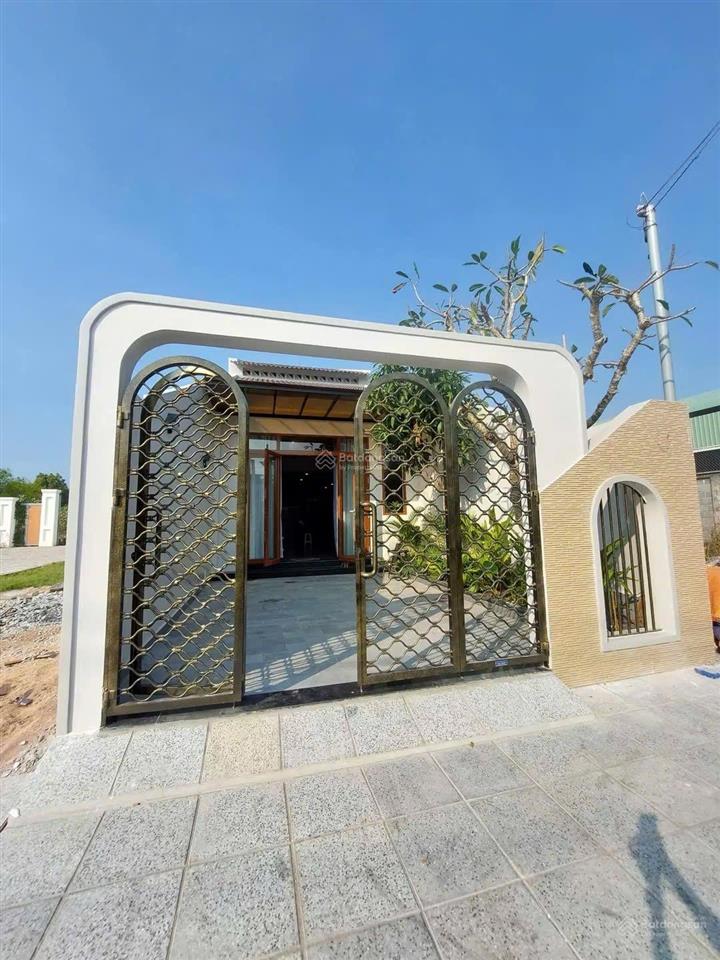 Chủ gửi bán lại căn nhà giá 1tỷ350tr sổ riêng, giá còn thương lượng, hỗ trợ trả góp 46tr/tháng.