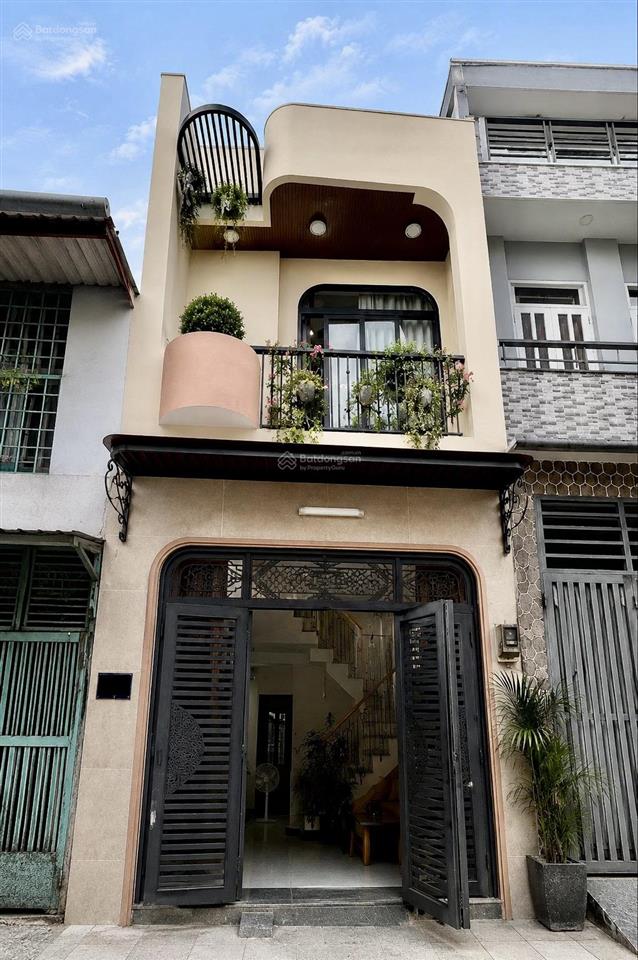 Chính chủ ký gửi cần bán nhanh  nhà giá tốt  chỉ có 1 tỷ 250 triệu  sổ hồng riêng  tphcm