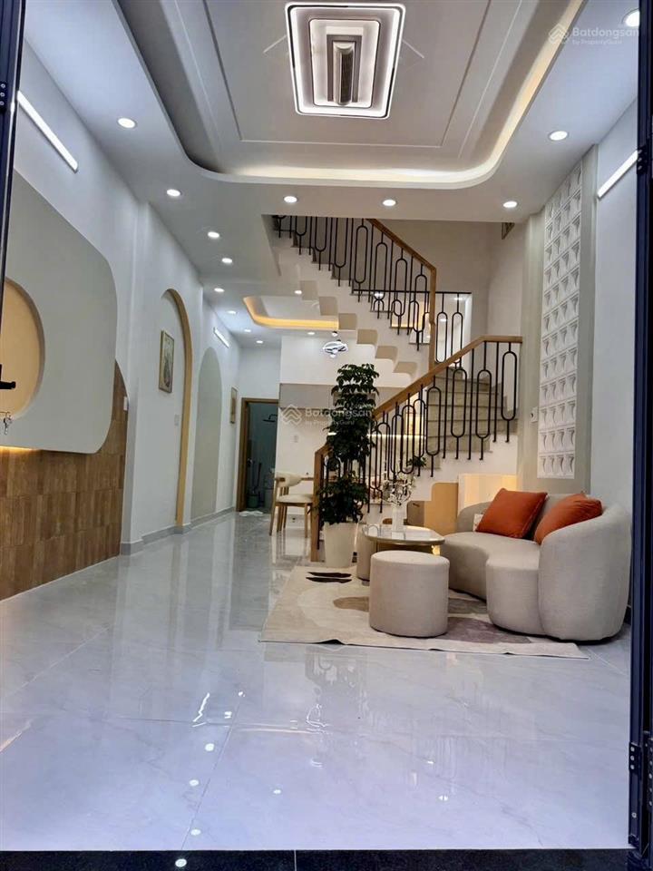 Chính chủ ký gửi cần bán nhanh  nhà giá tốt  chỉ có 1 tỷ 250 triệu  sổ hồng riêng  tphcm