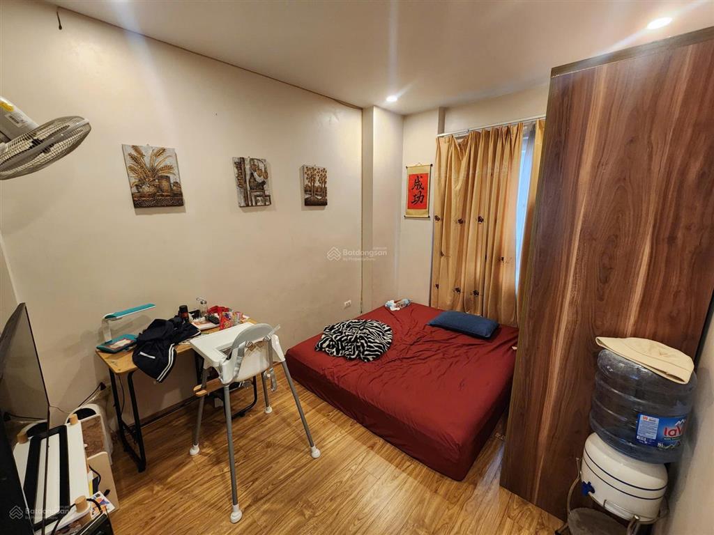Bác cả nhà e nhờ bán giúp căn nhà lô góc, kinh doanh nhà đẹp long lanh, ô tô tránh