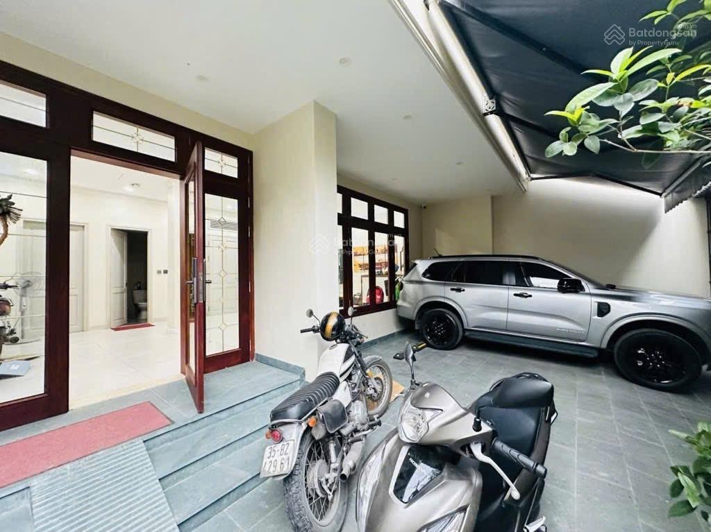 Bán nhà phân lô vũ tông phan  1 nhà ra phố  mặt tiền 8m  phù hợp ở & làm văn phòng