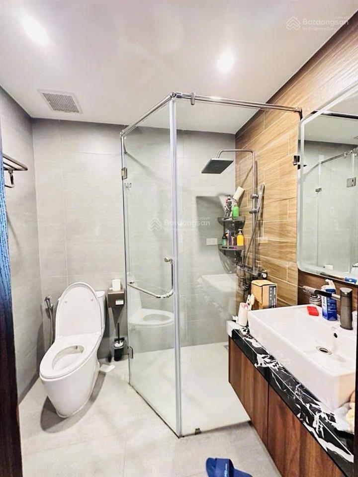 Bán nhà phân lô vũ tông phan  1 nhà ra phố  mặt tiền 8m  phù hợp ở & làm văn phòng