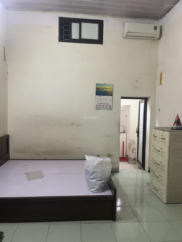 Nhà nguyên căn mặt đường  giá tốt chỉ 7tr/tháng  hiếm tại đông ngạc!