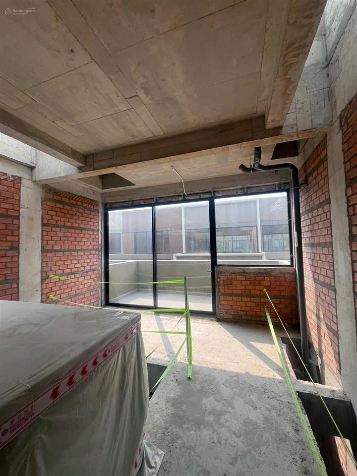 Bán gấp nr 8pn 4wc tại 27, soho  the global city, an phú, q2, giá 20 tỷ vnd