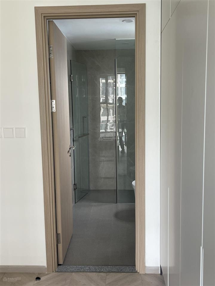 Cho thuê cc 2pn, 75m2, 19 triệu tại tầng 5 căn c15, masteri centre point