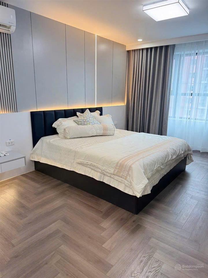 Bán chcc ecolife tây hồ, 2pn, view hồ tây,ful nội thất, có slot ô tô gửi hầm.giá chỉ 100tr/m2