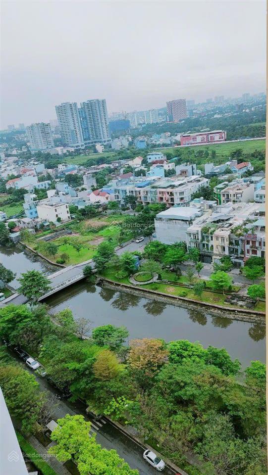 Ngay lúc này... tại sunview town.
có 1.0.2 57m2pn2wc chỉ 2350.
rẻ nhất hiện tại. chốt nhanh