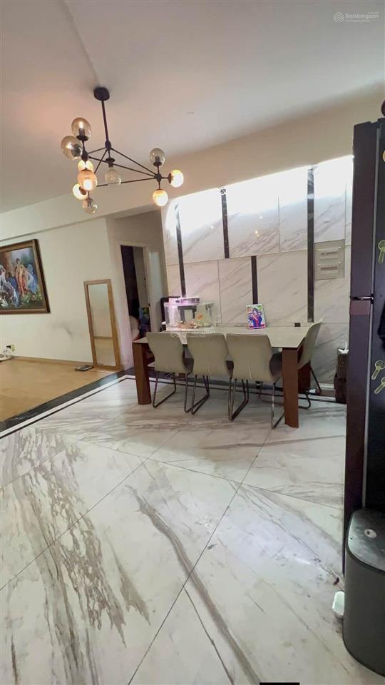 Bán ch3pn2wc, sẵn nội thất 3tỷ9, tại sunview town, gò dưa, thủ đức.
