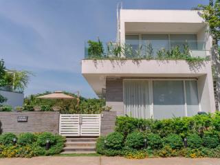 Cho thuê bt tại legend villa lx 16 flamingo đại lải, giá thỏa thuận, 326m2