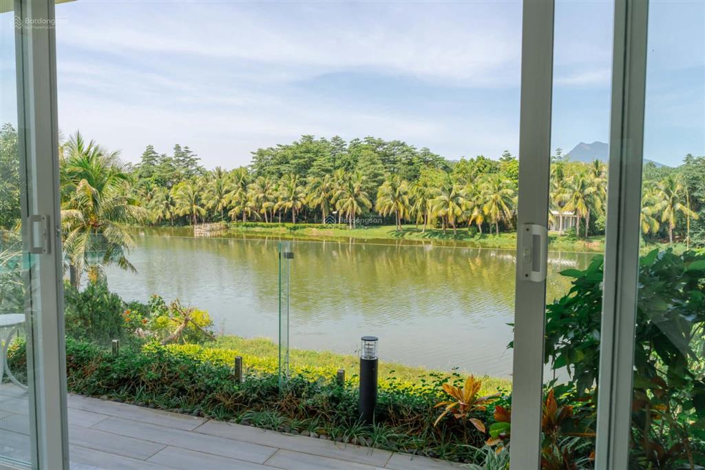 Cho thuê bt tại legend villa lx 16 flamingo đại lải, giá thỏa thuận, 326m2