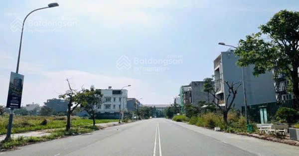 Đất nền long thành giá chỉ 12tr/m2, 100m2 gần sân bay quốc tế long thành