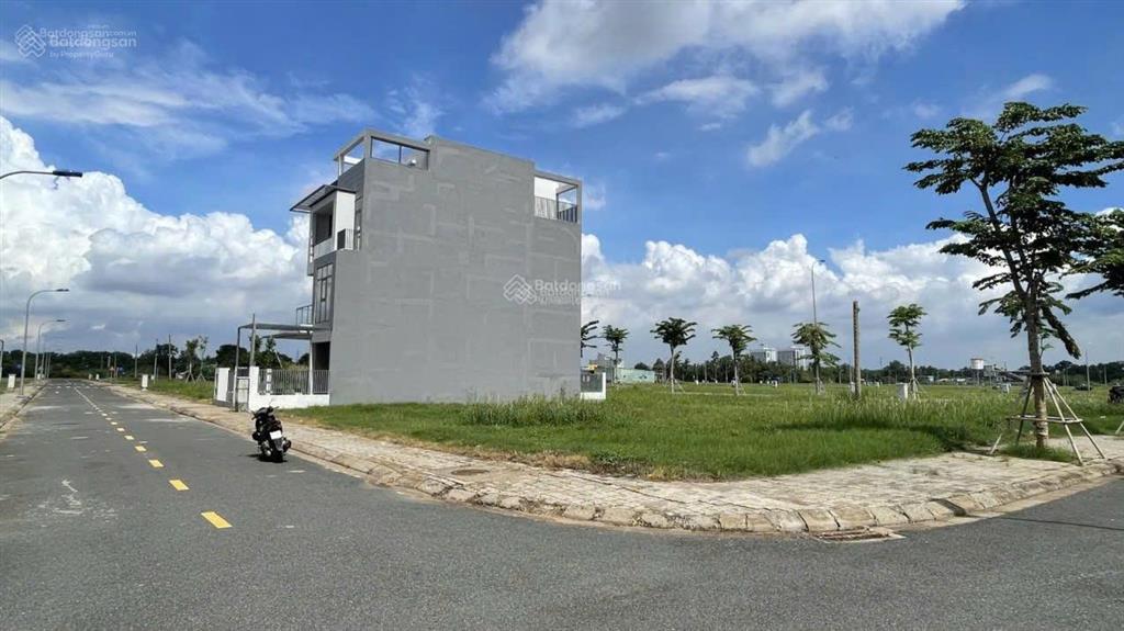 Bán đất nền long thành, 100m2 gần ql51, cách sân bay long thành 5km, giá 900 triệu