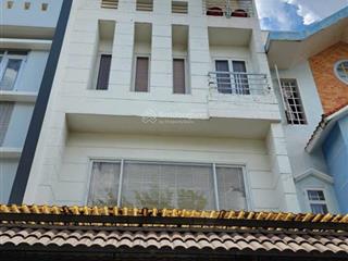 Bán nhà riêng tại khu dân cư hồng long, 11,5 tỷ, 90m2, giá ưu đãi