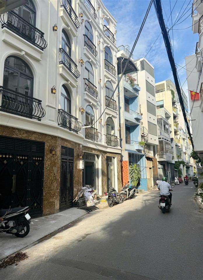 Bán nhà riêng mặt tiền phùng văn cung, 16 tỷ, 90m2, phú nhuận, tp.hcm chỉ với hot!