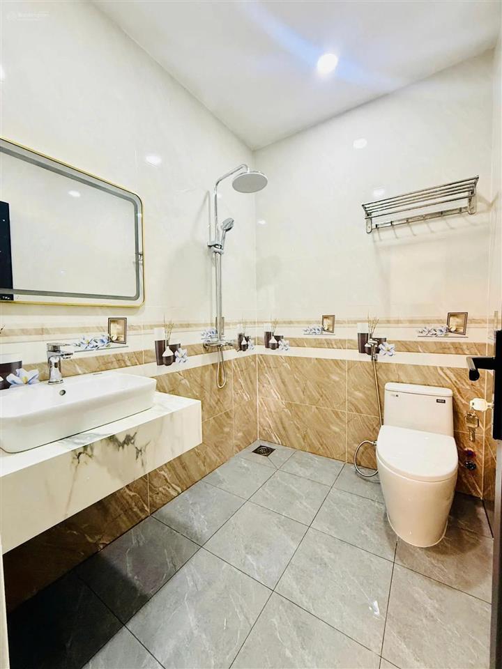 Bán nhà riêng mặt tiền phùng văn cung, 16 tỷ, 90m2, phú nhuận, tp.hcm chỉ với hot!