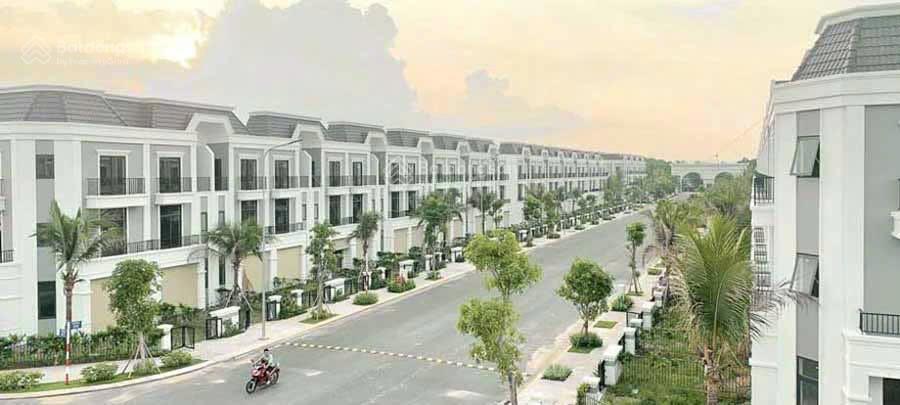 Bán đất ngay bình chánh, địa phận sài gòn chỉ với 3 tỷ, 80m2