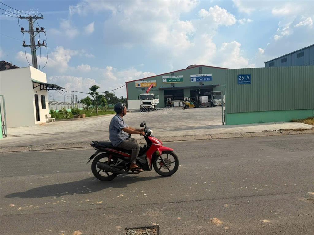 Bán đất ngay bình chánh, địa phận sài gòn chỉ với 3 tỷ, 80m2