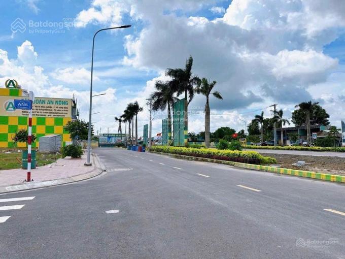 Chủ cần tiền bán gấp lô đất ở kdc an nông 5 mặt tiền đường dt830 100m2 giá 2tỷshr.