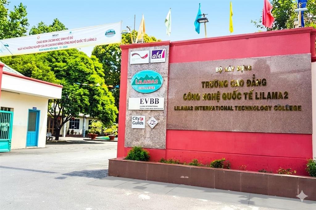 Chủ cần tiền bán gấp nền ở ata center point 95m2 giá 2,4 tỷ di chuyển nhanh đến sblt và cụm kcn.