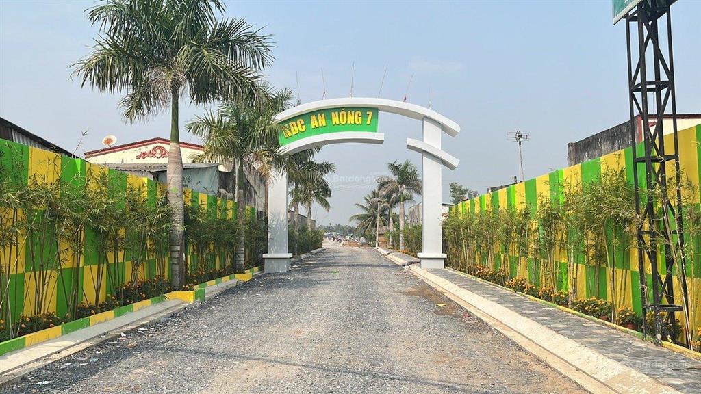 Chủ cần tiền ra gấp lô đất khu dân cư an nông 7, 85m2 giá 1 tỷ 9 nằm ngay mặt tiền đt830shr.