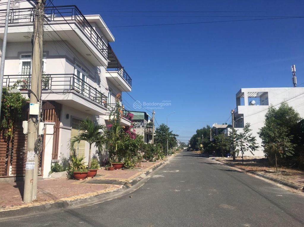 Chủ kẹt tiền cần bán gấp lô đất 90m2giá 2,4tỷ ở tdc 44ha nằm ngay mặt tiền quốc lộ 51 đang mở rộng