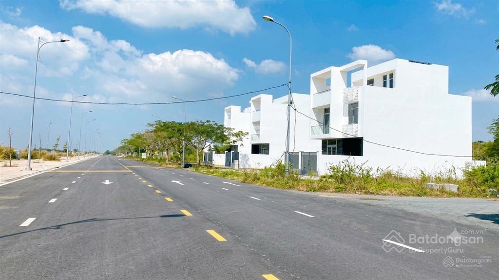 Chủ ra nước ngoài cần ra gấp lô đất ecosun hud 85m2 giá 1,9tỷ gần cụm kcn nhơn trạch và sblt  shr