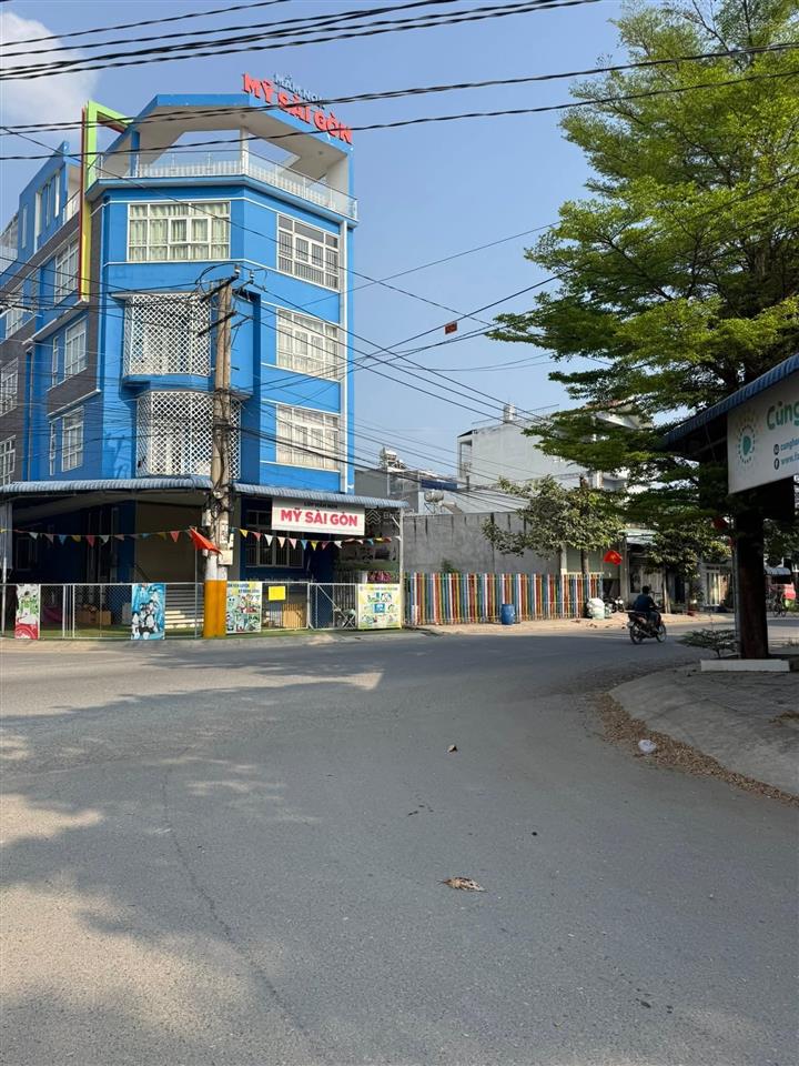 Chủ đáo hạn ngân hàng cần bán lô đất ở kdc vĩnh phú 2 120m2 giá 4tỷ cách tt q1 chỉ 25p di chuyển
