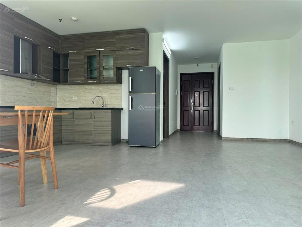Co thuê căn 90m2 2pn2vs nội thất cơ bản 12tr/tháng