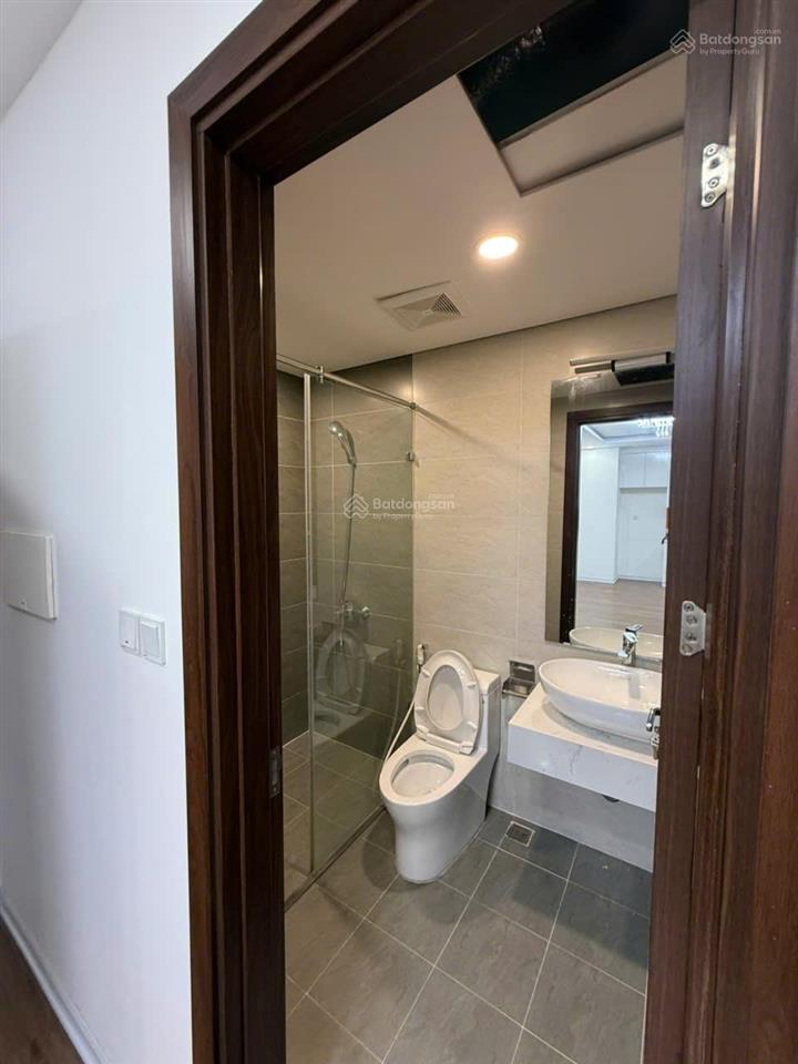 Cần bán căn 2pn2vs hướng đông nam tòa river view sông